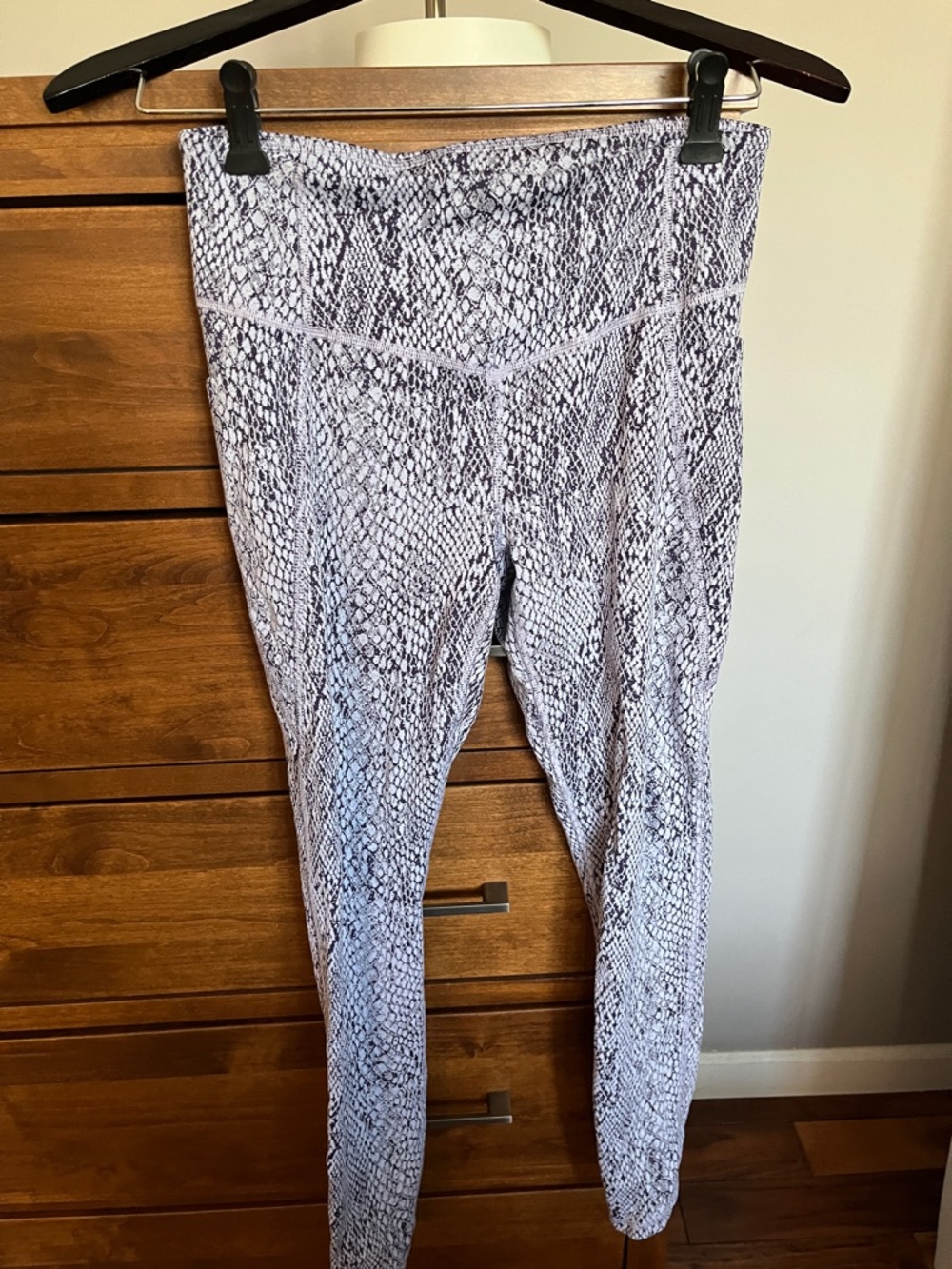all in motion Snake-Print High-Rise Leggings in Light Gray